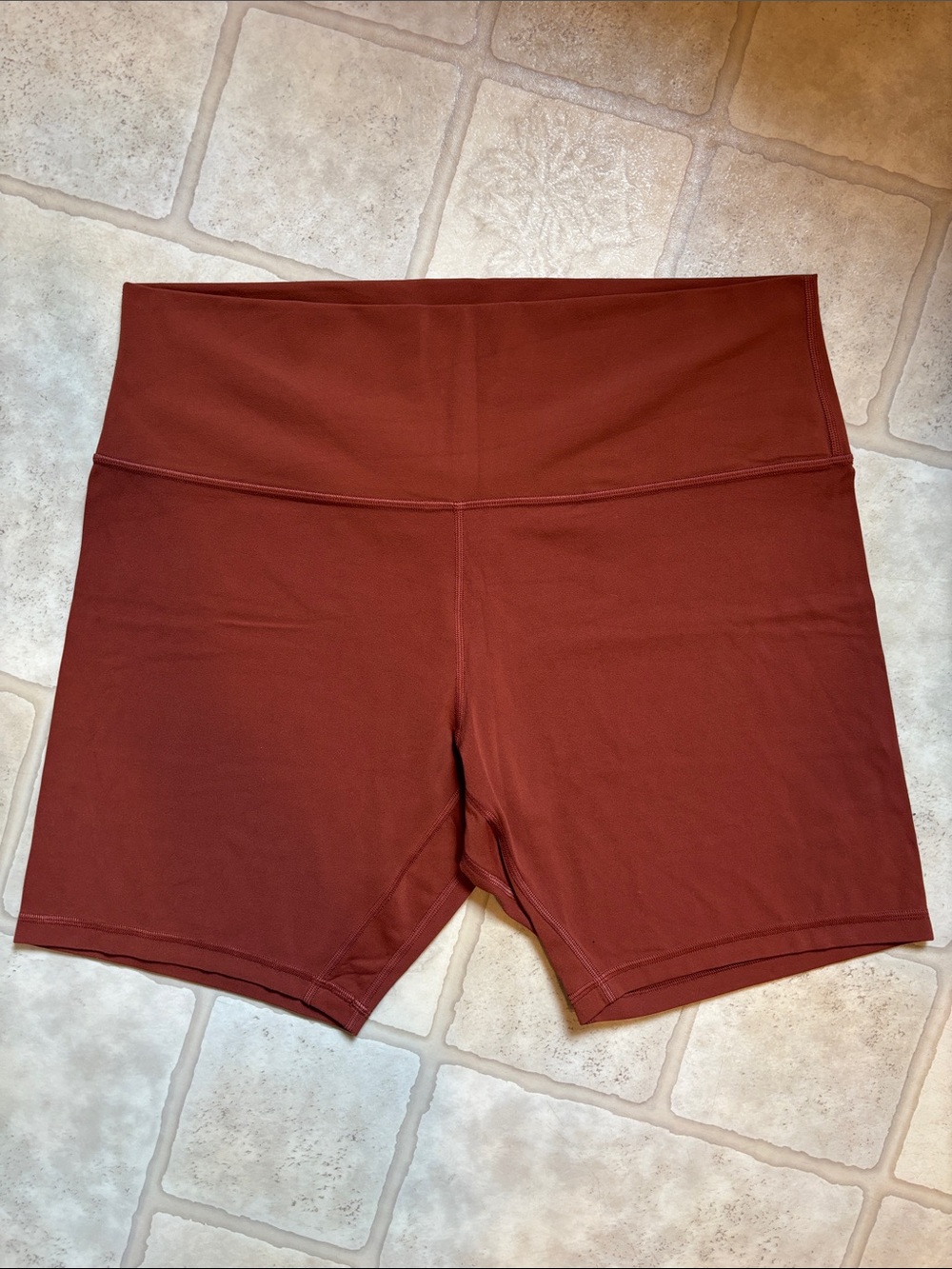 Lululemon Women’s Plus size 16 High Rise Align Biker Shorts 7” inseam